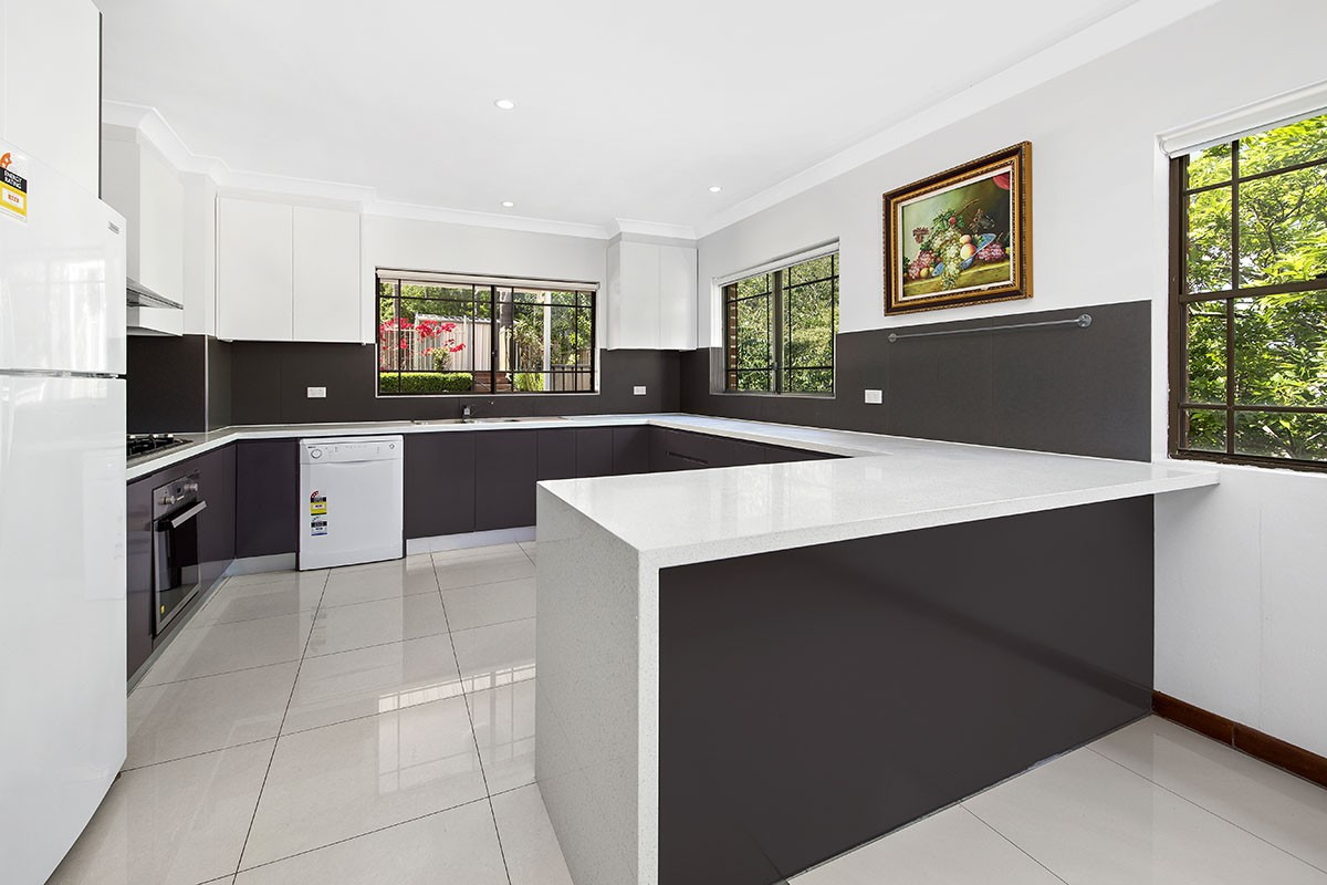 16 Grenfell St, Blakehurst Sold by Gavan Property - image 1