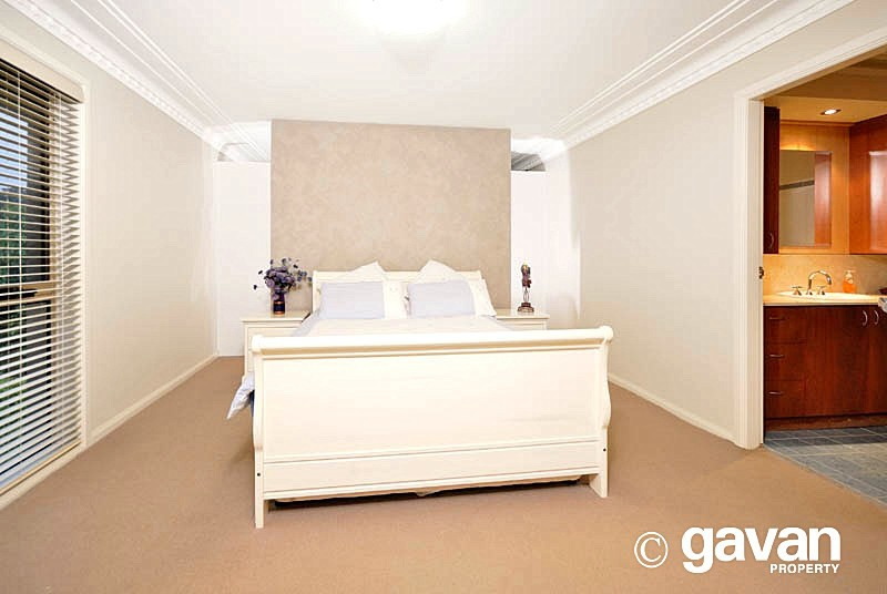 10 Illinga Place, Lugarno Sold by Gavan Property - image 1