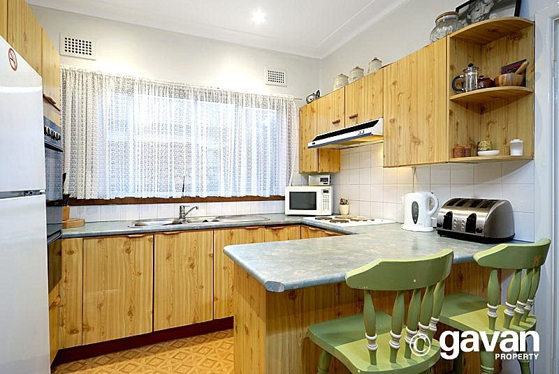 28 St Catherine Street, Mortdale Sold by Gavan Property - image 1