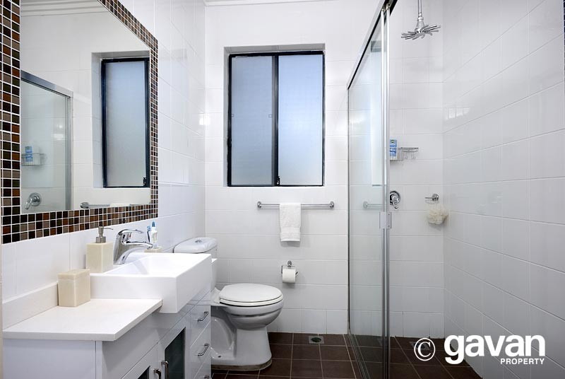 7 Rolestone Avenue, Kingsgrove Sold by Gavan Property - image 1
