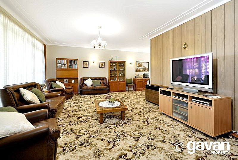 8 Kerrie Crescent, Peakhurst Sold by Gavan Property - image 1