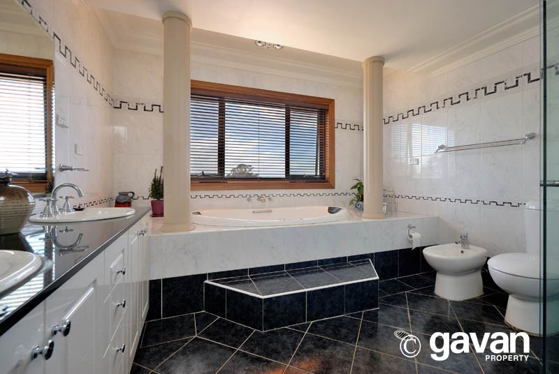 5 Prairievale Road, South Hurstville Sold by Gavan Property - image 1