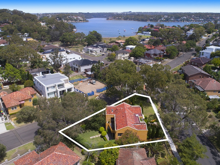 150 Kyle Parade, Kyle Bay Sold by Gavan Property - image 1