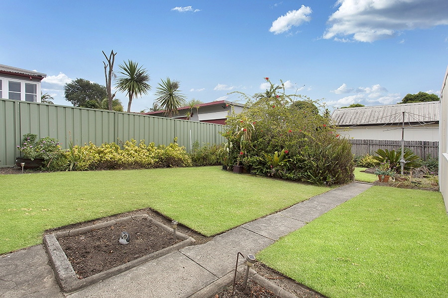 12 Bailey Parade, Peakhurst Sold by Gavan Property - image 1