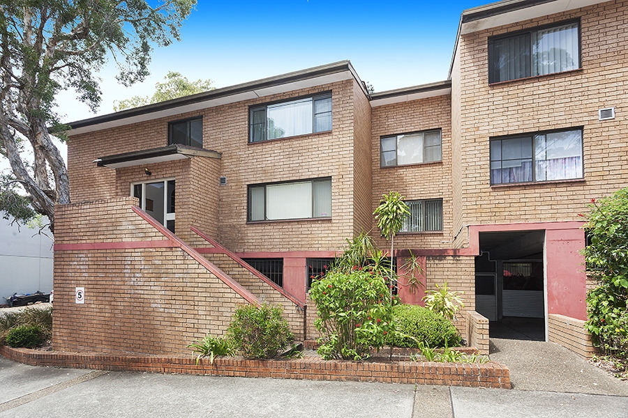 48/87-89 Flora Street, Sutherland Sold by Gavan Property - image 1