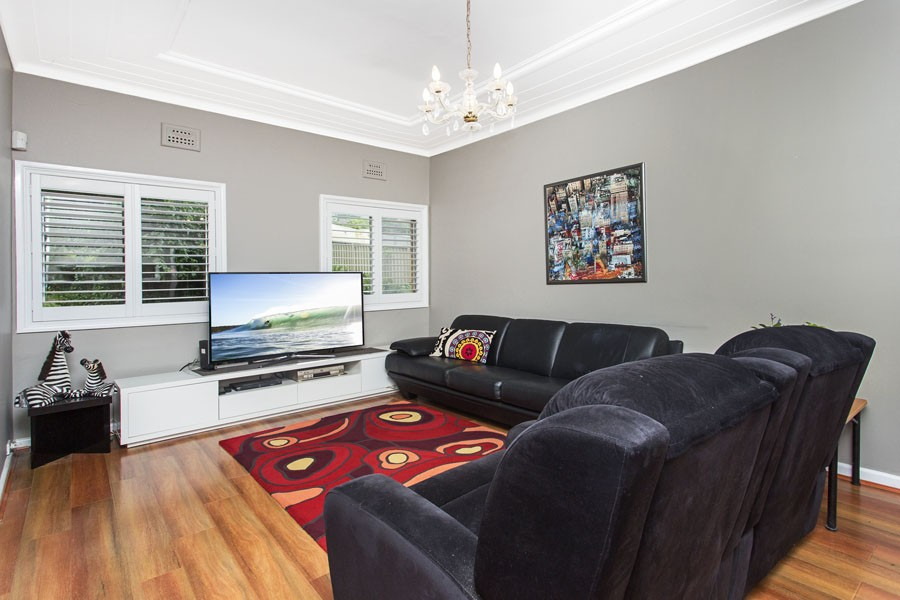 165 Queens Road, Connells Point Sold by Gavan Property - image 1