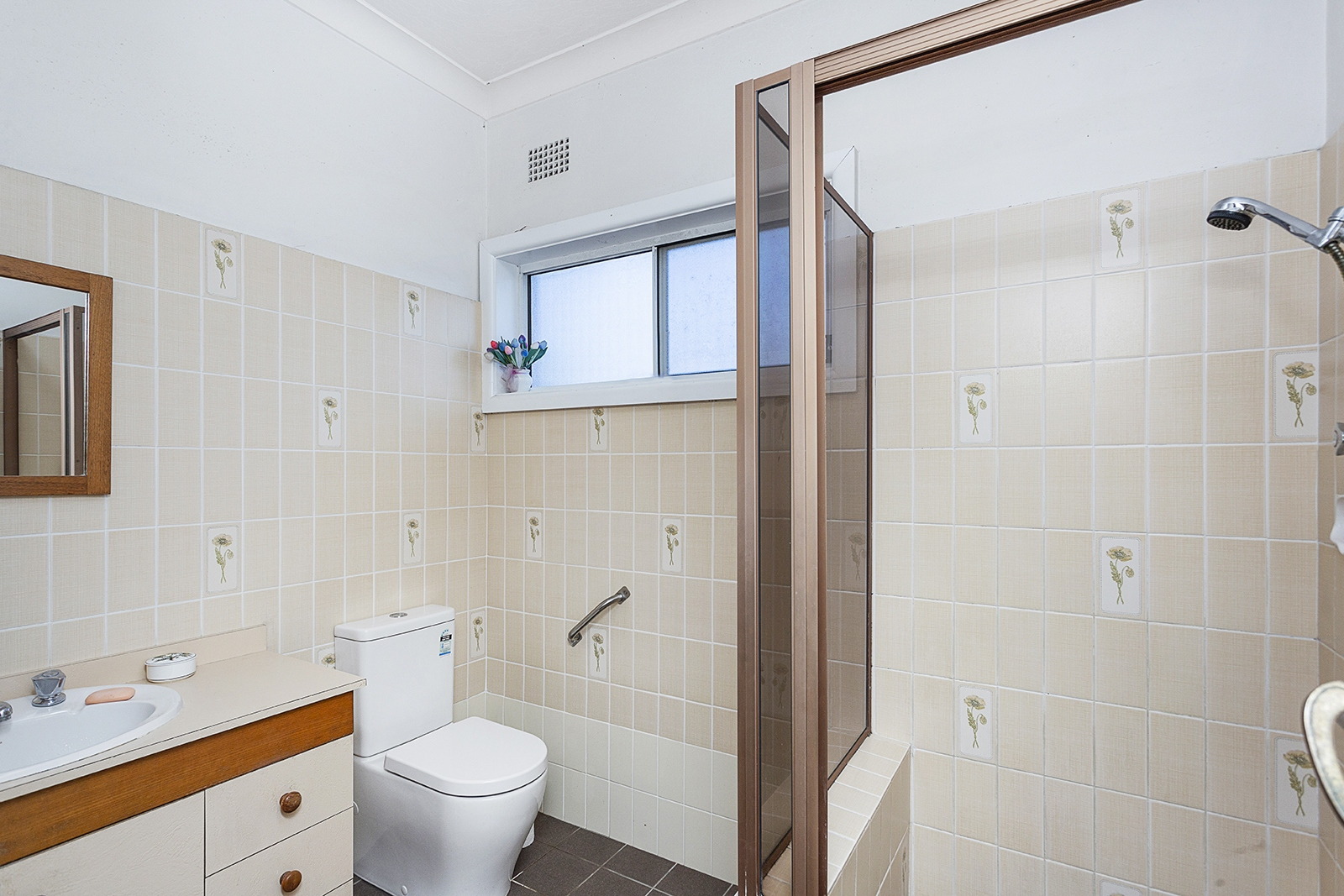 148 Kyle Parade, Kyle Bay Sold by Gavan Property - image 1
