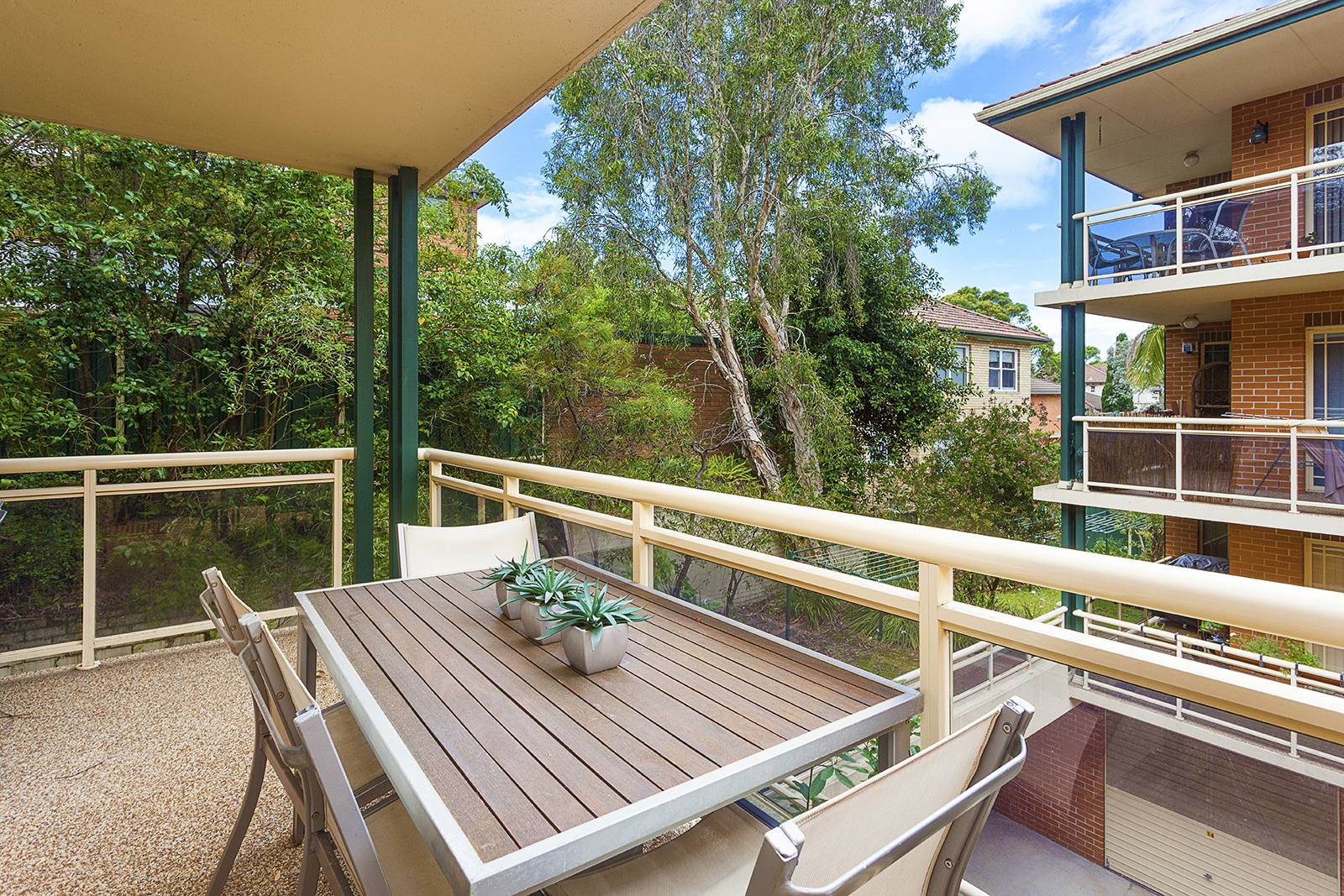 4/16-20 Winchester Street, Carlton Sold by Gavan Property - image 1