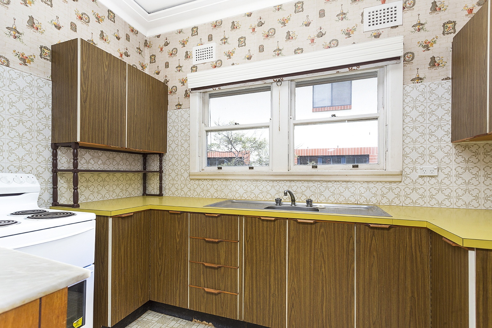 39 Waitara Parade, Hurstville Grove Sold by Gavan Property - image 1