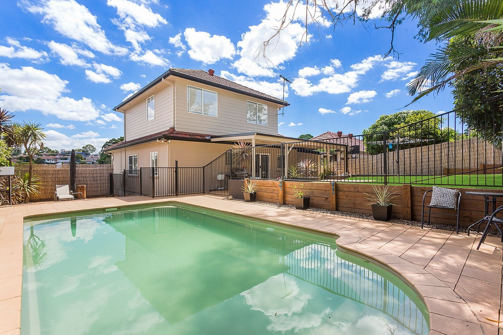 12 Coreen Avenue, Peakhurst Sold by Gavan Property - image 1