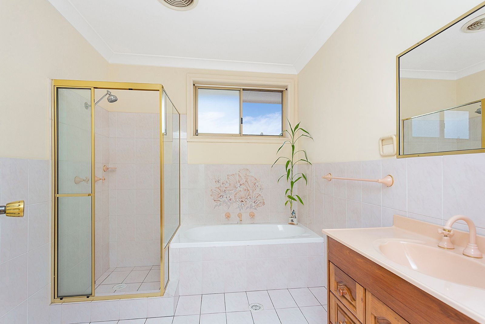 5/21 Greenacre Road, South Hurstville Sold by Gavan Property - image 1