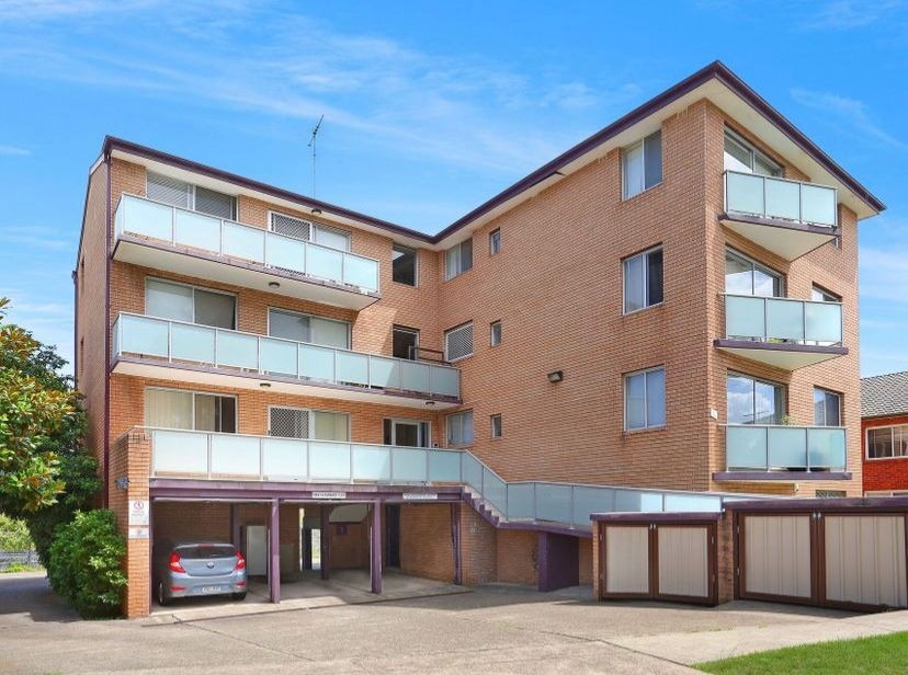 1/1a Wiruna Crescent, Narwee Sold by Gavan Property - image 1
