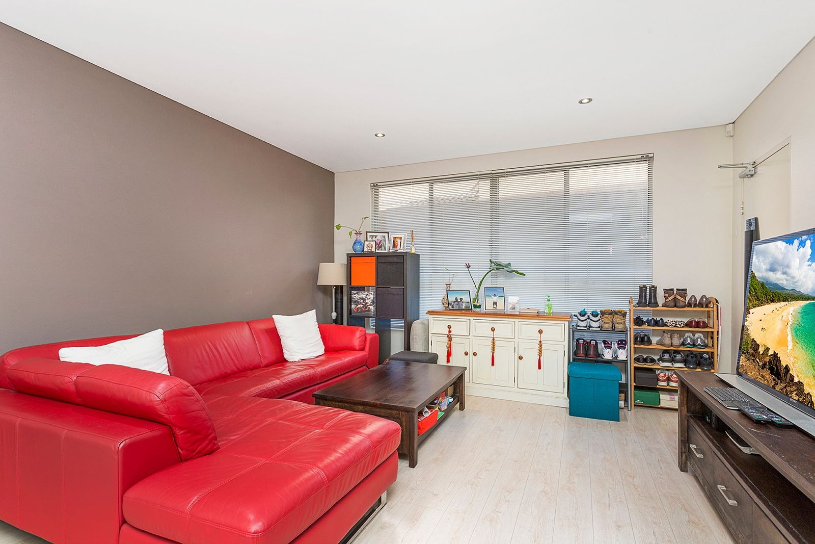 2/55-57 Macquarie Place, Mortdale Sold by Gavan Property - image 1