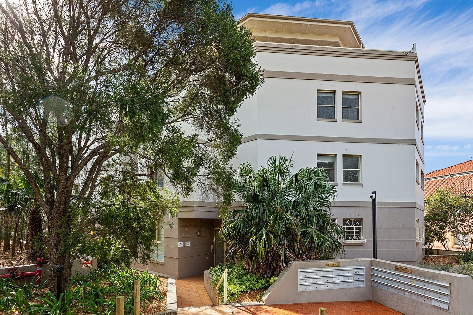 5/513-517 Kingsway, Miranda Sold by Gavan Property - image 1