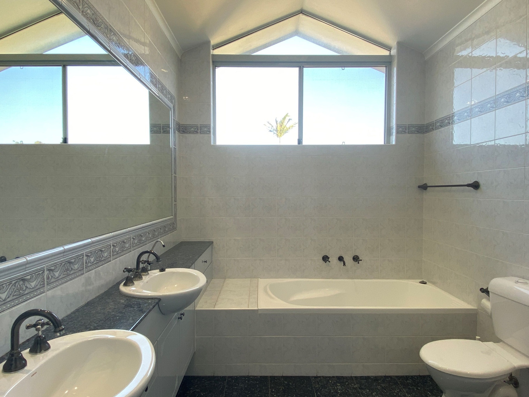 13 Hamer Street, Kogarah Bay Leased by Gavan Property - image 1