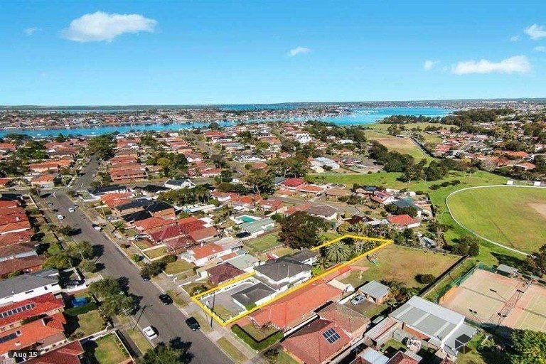 13 Hamer Street, Kogarah Bay Leased by Gavan Property - image 1