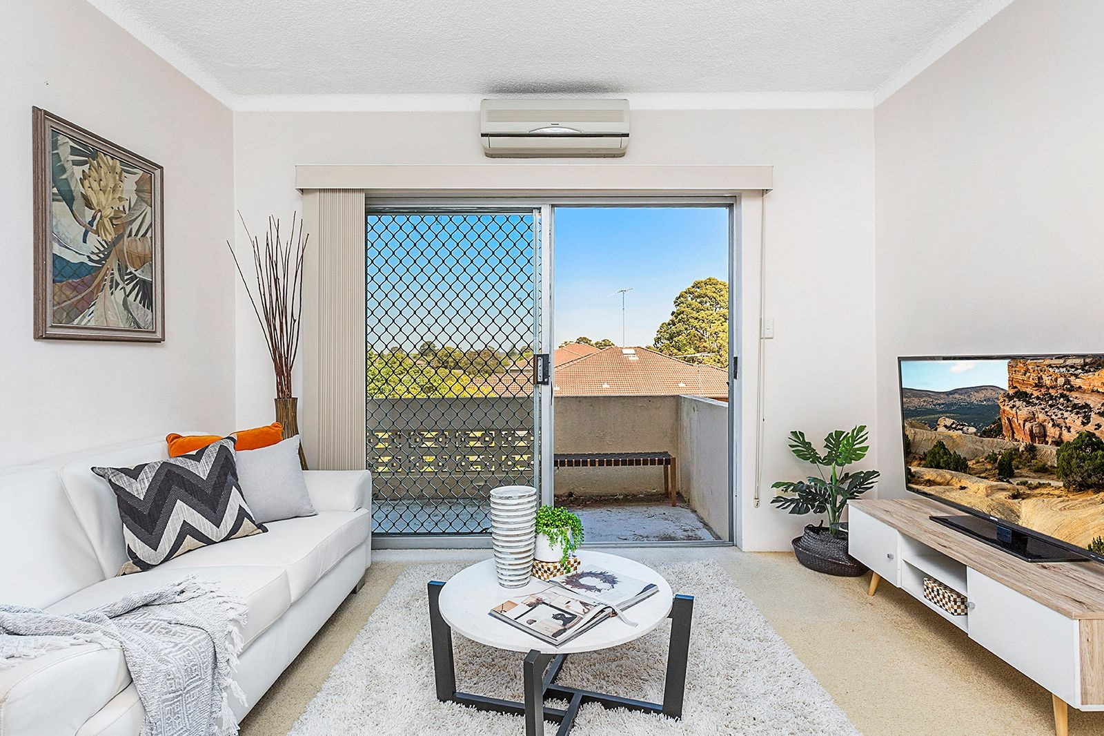9/24a-26 Macquarie Place, Mortdale Sold by Gavan Property - image 1
