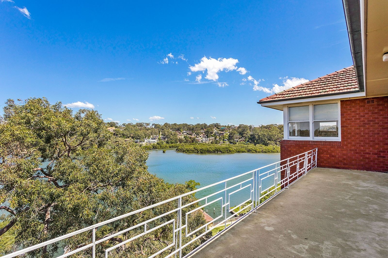 60 Marine Drive, Oatley Sold by Gavan Property - image 1