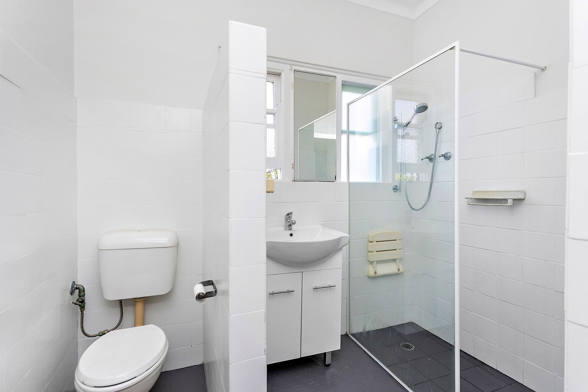 12 Riverside Drive, Lugarno Leased by Gavan Property - image 1
