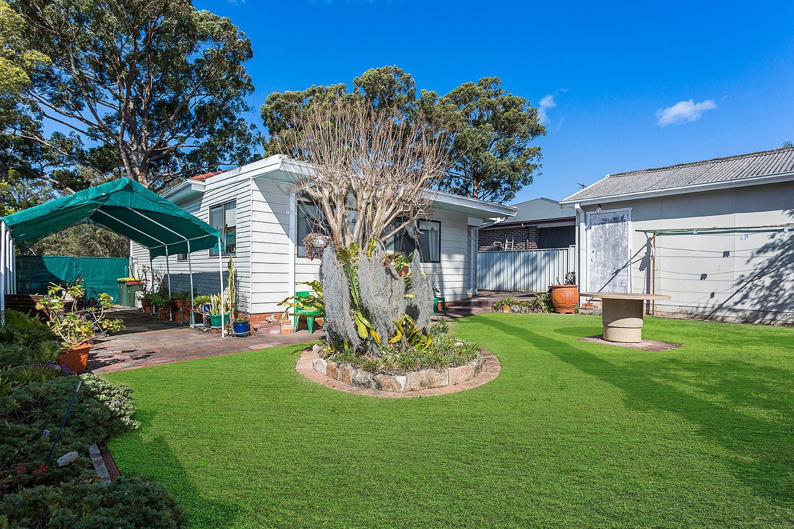 100 Lorraine Street, Peakhurst Heights Sold by Gavan Property - image 1