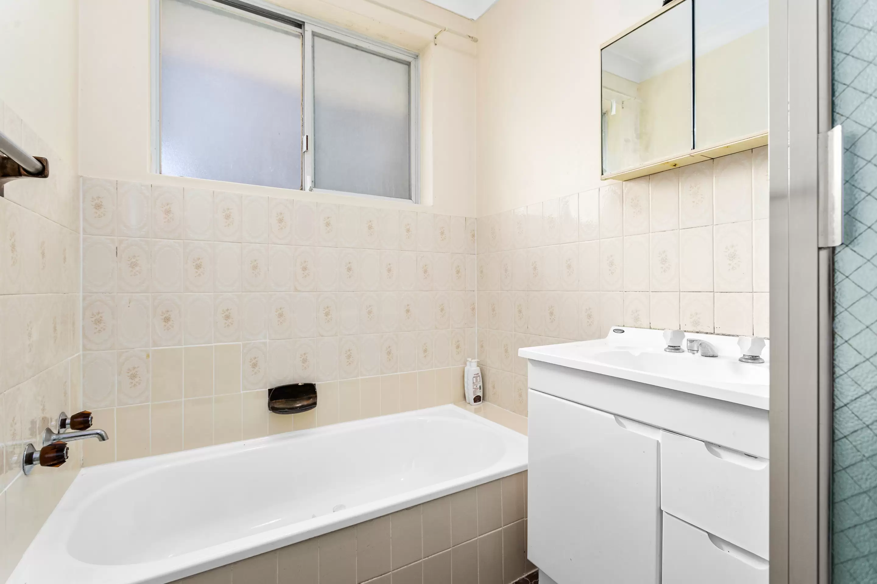 5/3-5 Shaftesbury Street, Carlton Leased by Gavan Property - image 1