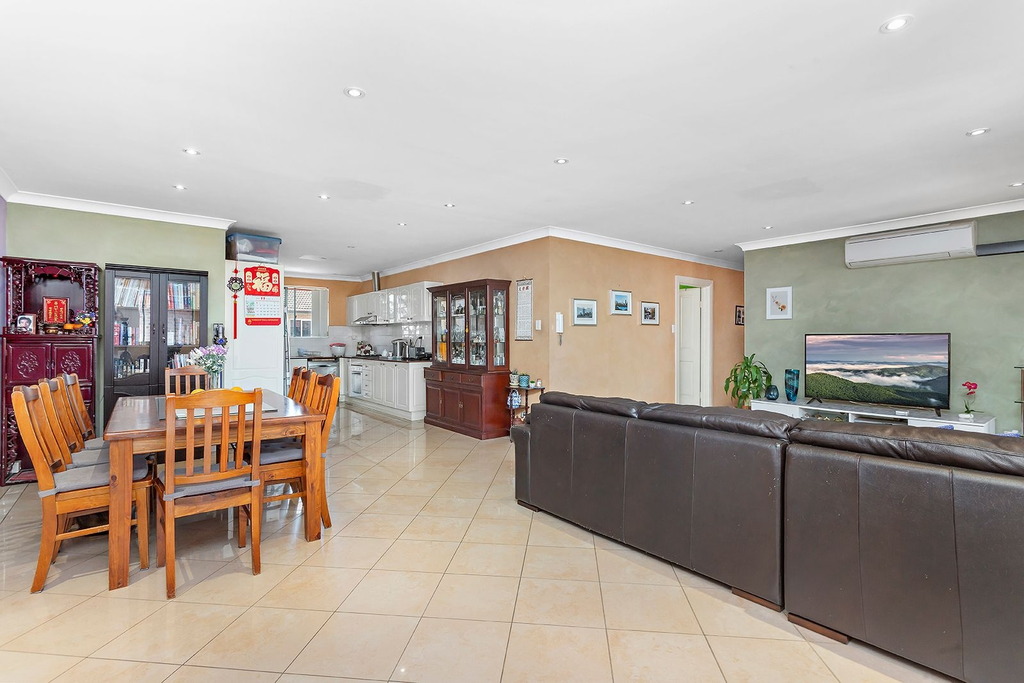 8/479 Forest Road, Penshurst Sold by Gavan Property