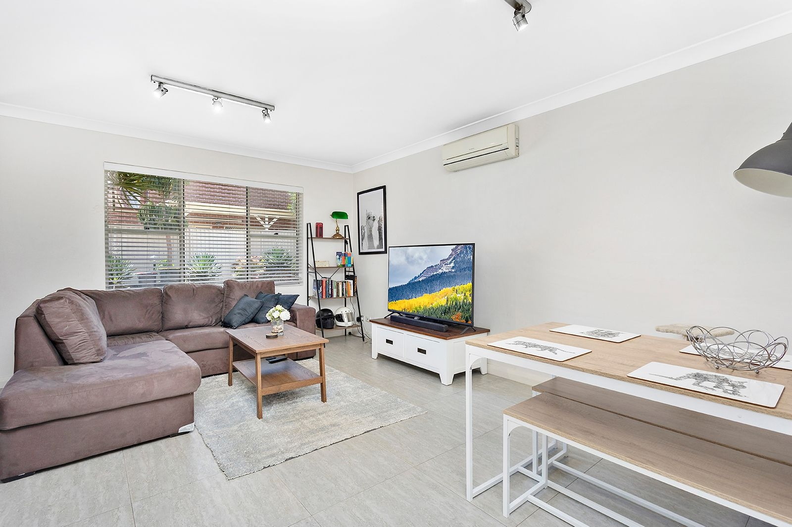 4/83 Connells Point Rd, South Hurstville Sold by Gavan Property - image 1