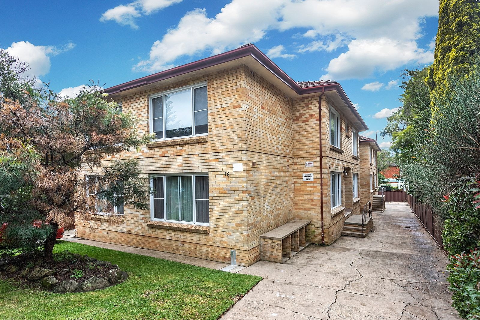 6/16 Nelson Street, Penshurst Sold by Gavan Property - image 1