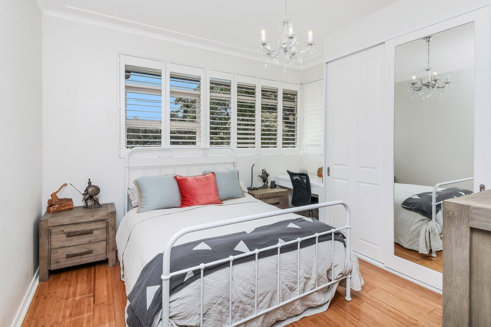 16 Vanessa Street, Beverly Hills Sold by Gavan Property - image 1