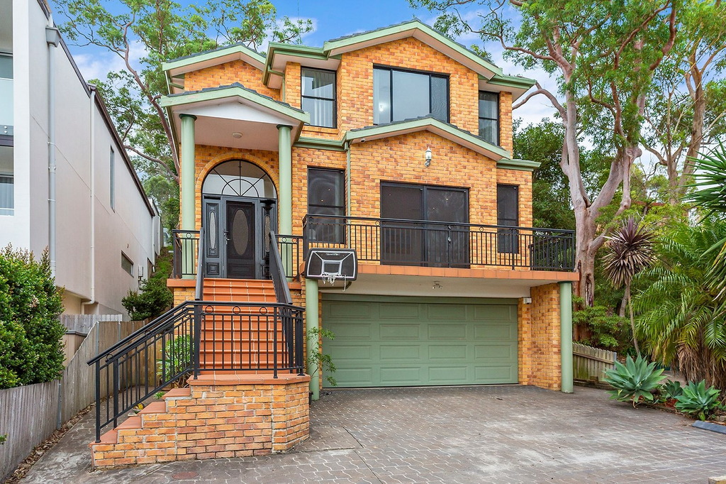 1 Coachwood Place, Lugarno Sold by Gavan Property