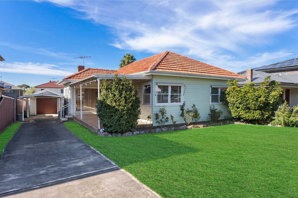 27 Beaconsfield Road, Mortdale Sold by Gavan Property