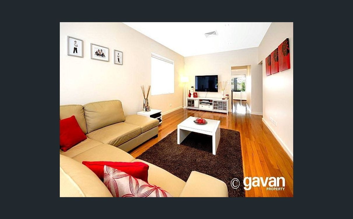 26 The Crescent, Hurstville Grove Leased by Gavan Property - image 1