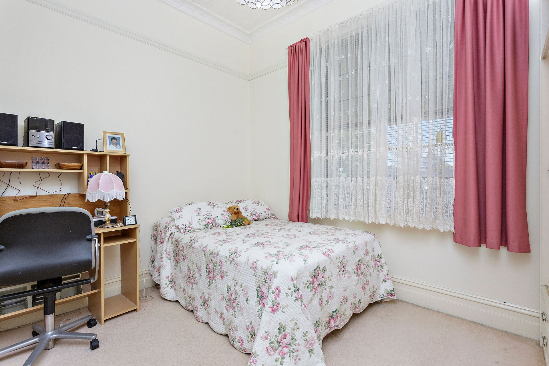 18 Rickard Road, South Hurstville Sold by Gavan Property - image 1