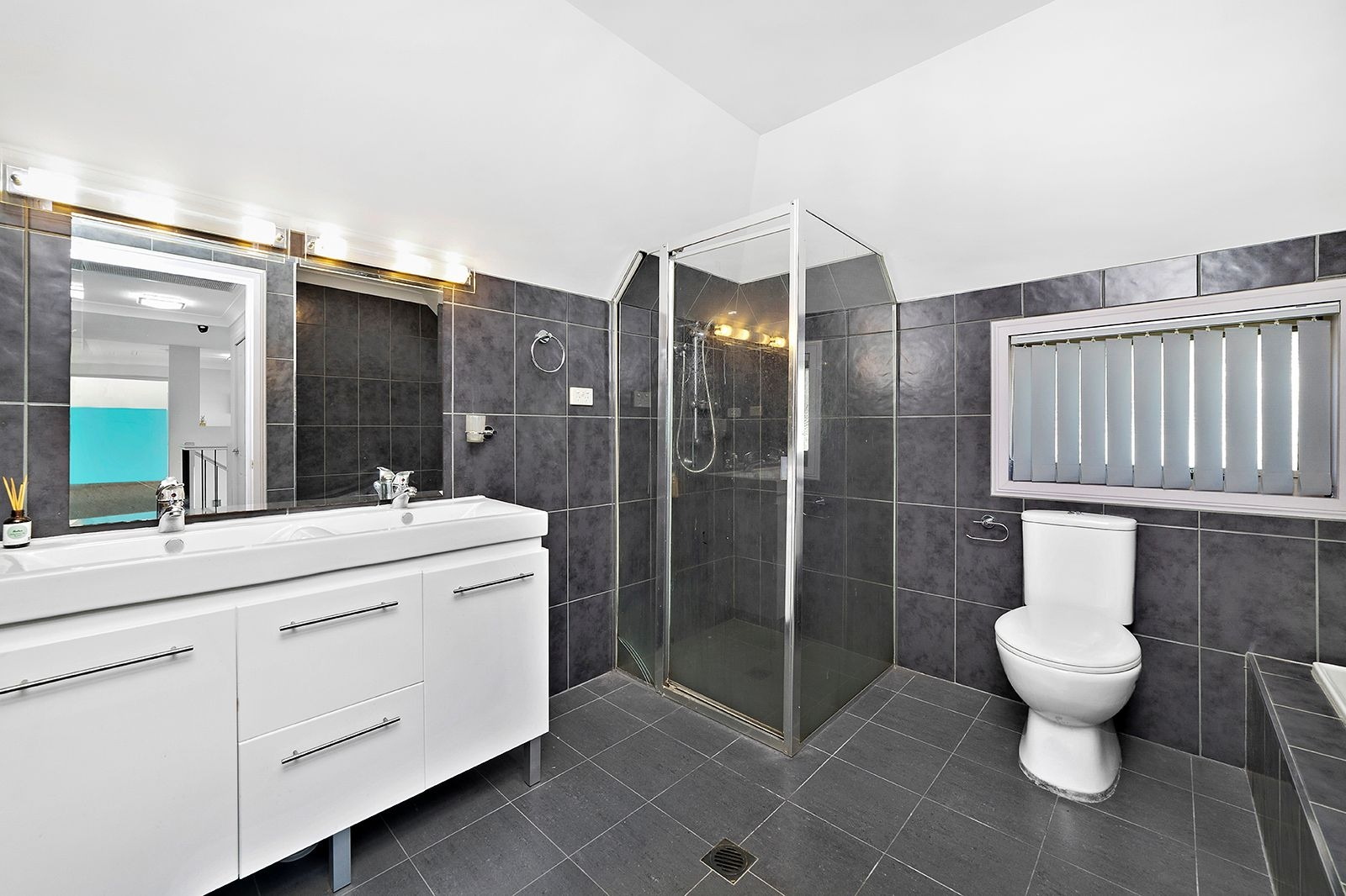 29 Taffs Avenue, Lugarno Sold by Gavan Property - image 1