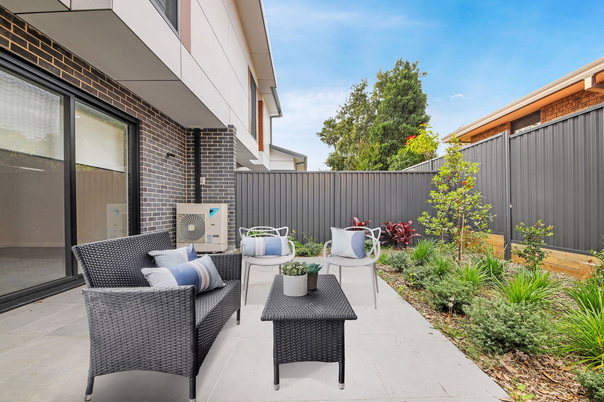 9/11 Rhonda Avenue, Narwee Leased by Gavan Property - image 1