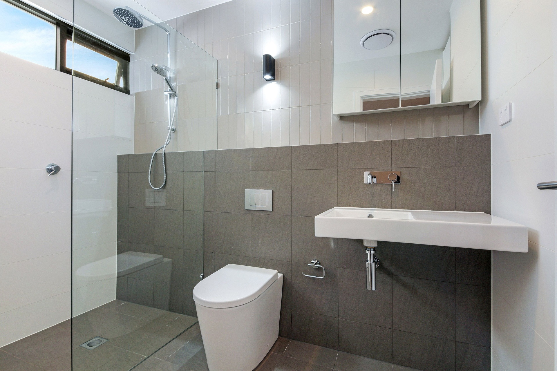9/11 Rhonda Avenue, Narwee Leased by Gavan Property - image 1