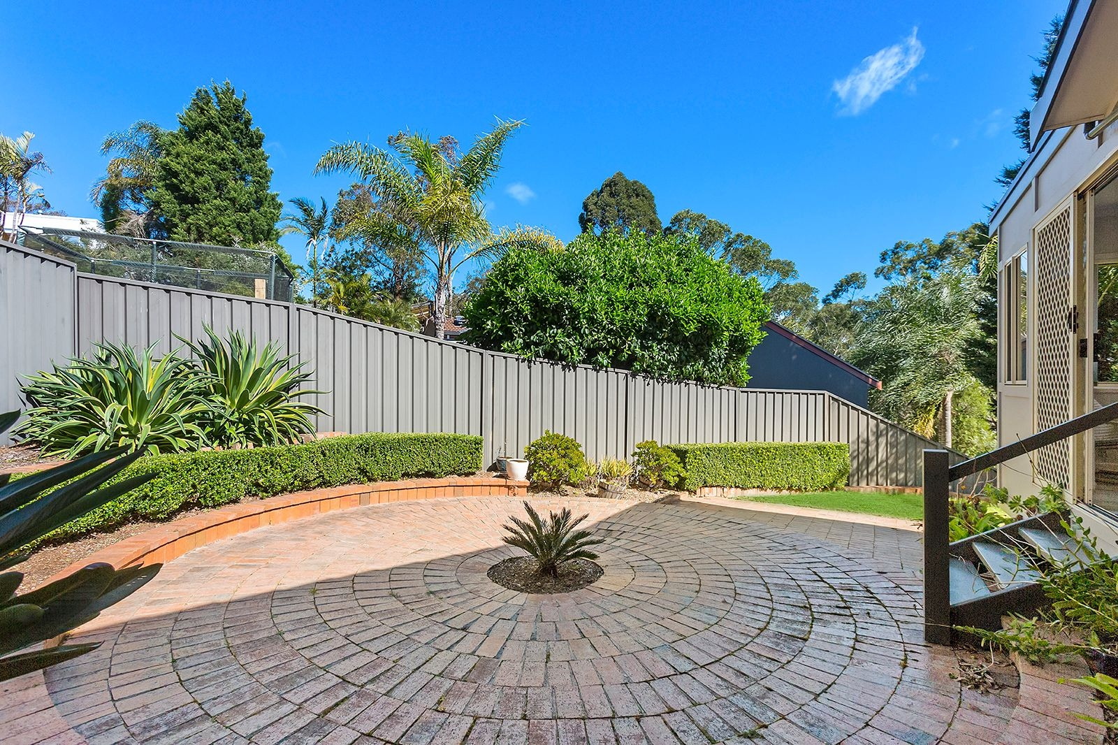6 Paperbark Place, Alfords Point Sold by Gavan Property - image 1
