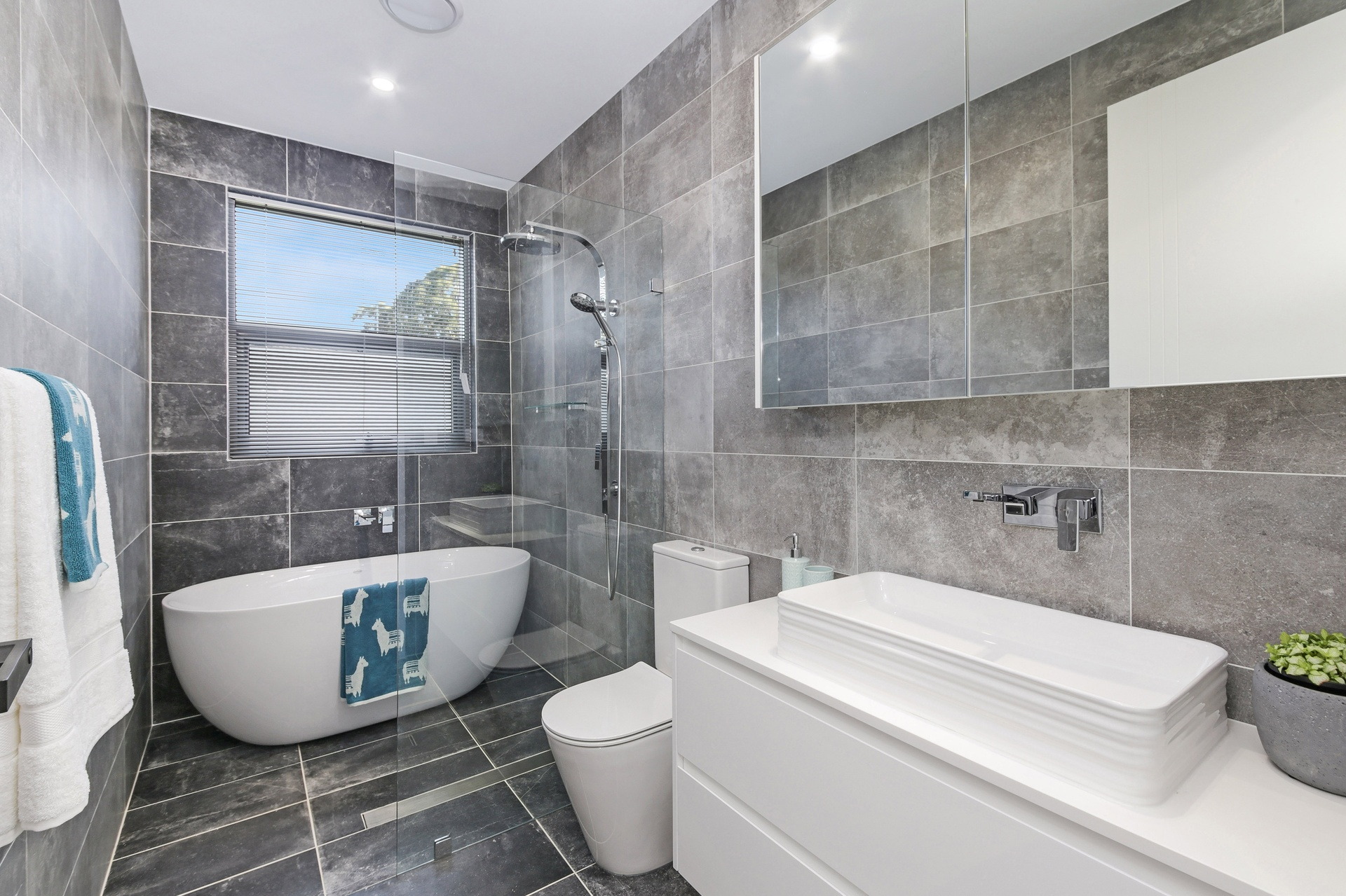 84A Laycock Road, Hurstville Grove Sold by Gavan Property - image 1