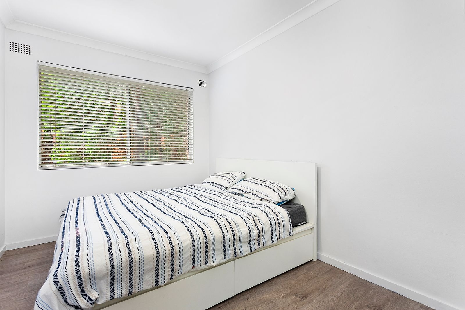 4/24-26 Station Street, Mortdale Sold by Gavan Property - image 1