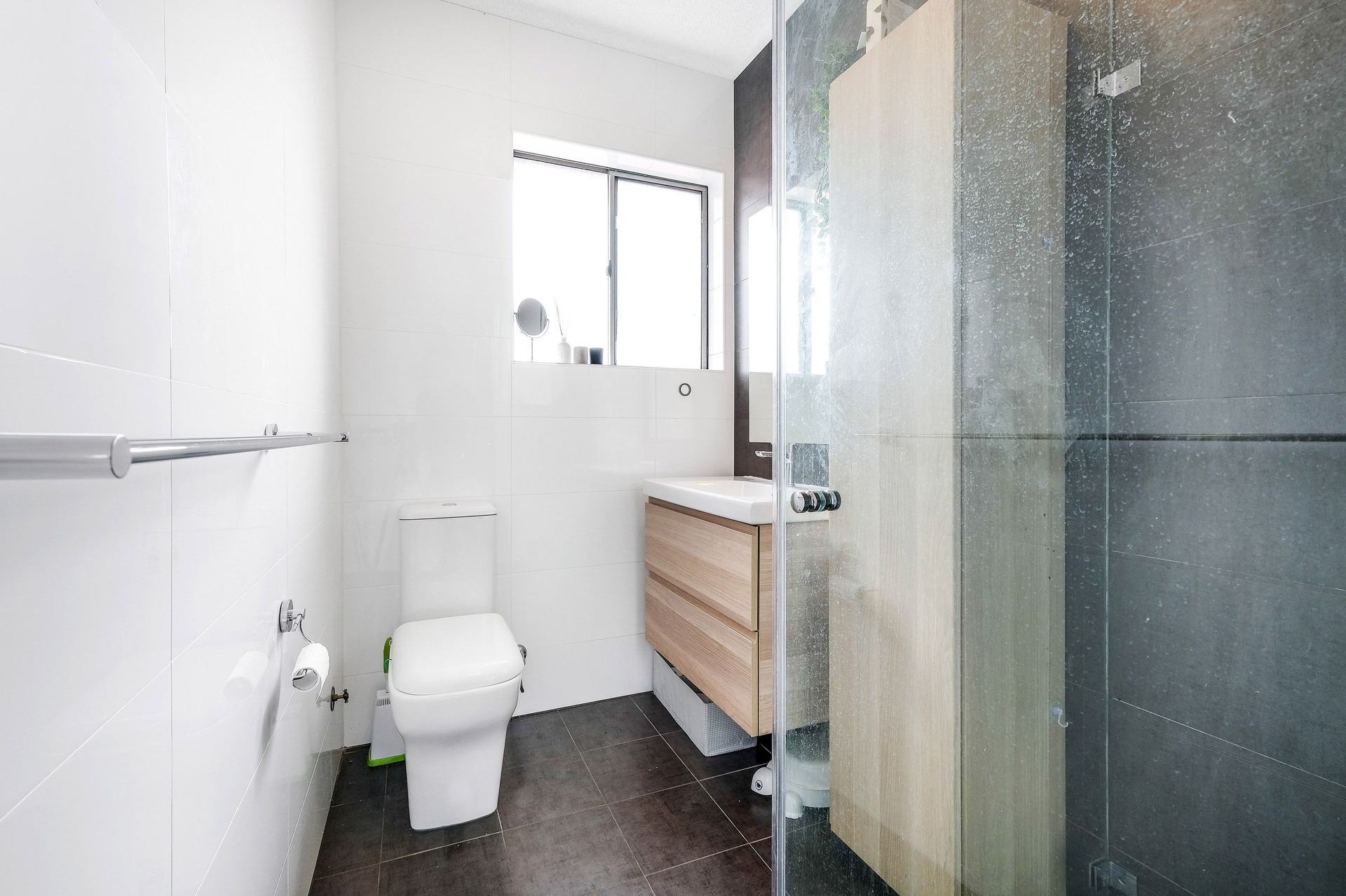 10/6-8 Taylor Street, Kogarah Sold by Gavan Property - image 1