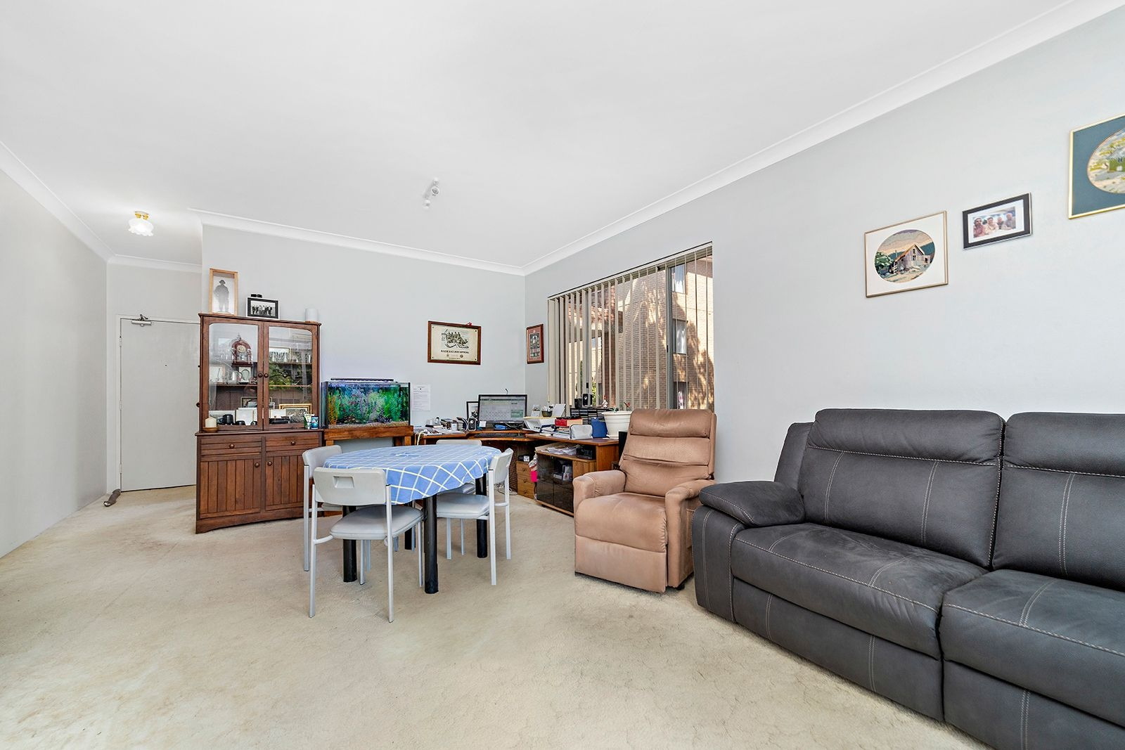 4/35 St Georges Parade, Hurstville Sold by Gavan Property - image 1