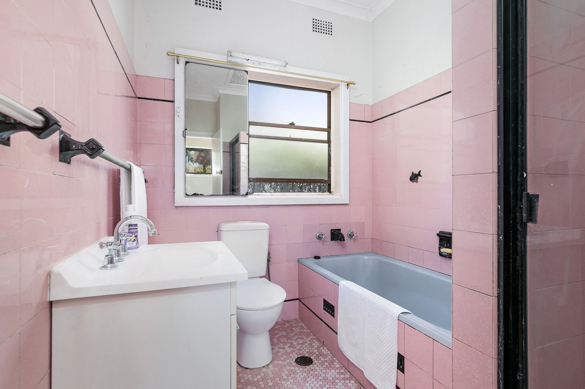 28 Uralla Avenue, Padstow Sold by Gavan Property - image 1