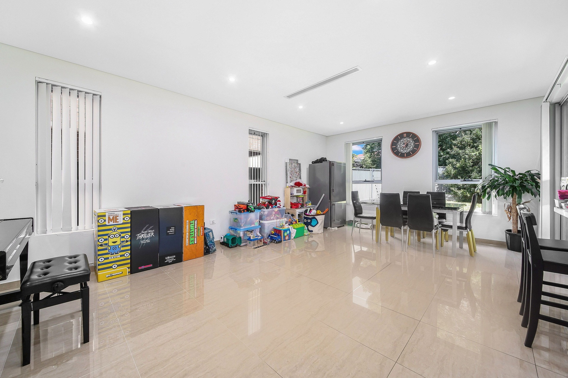 189A Woniora Road, South Hurstville Sold by Gavan Property - image 1
