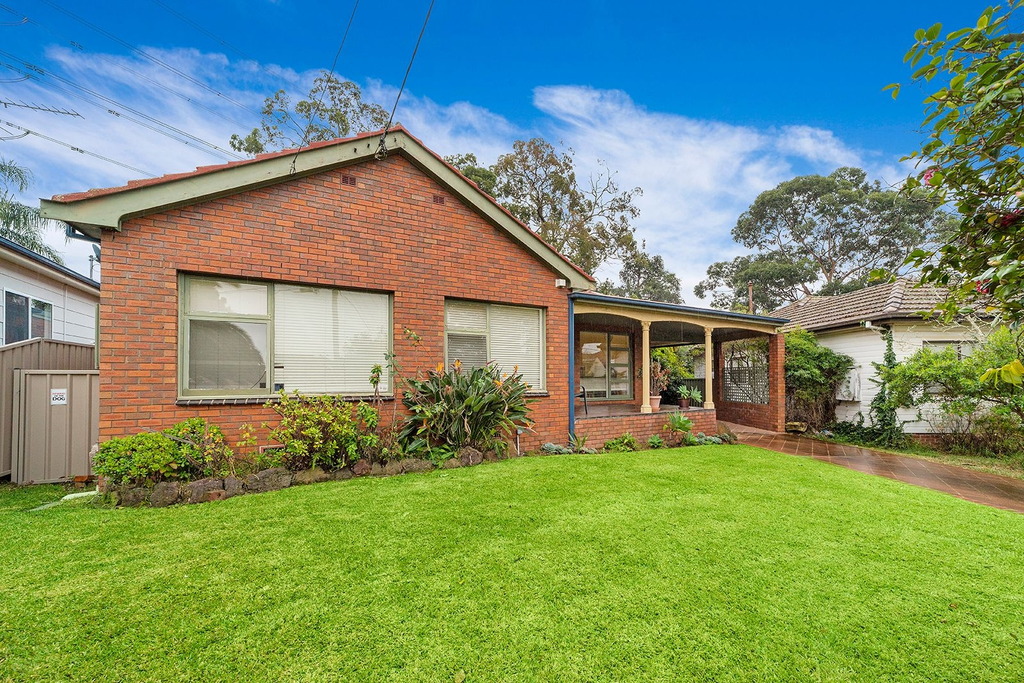 25 Orana Crescent, Peakhurst Heights Sold by Gavan Property