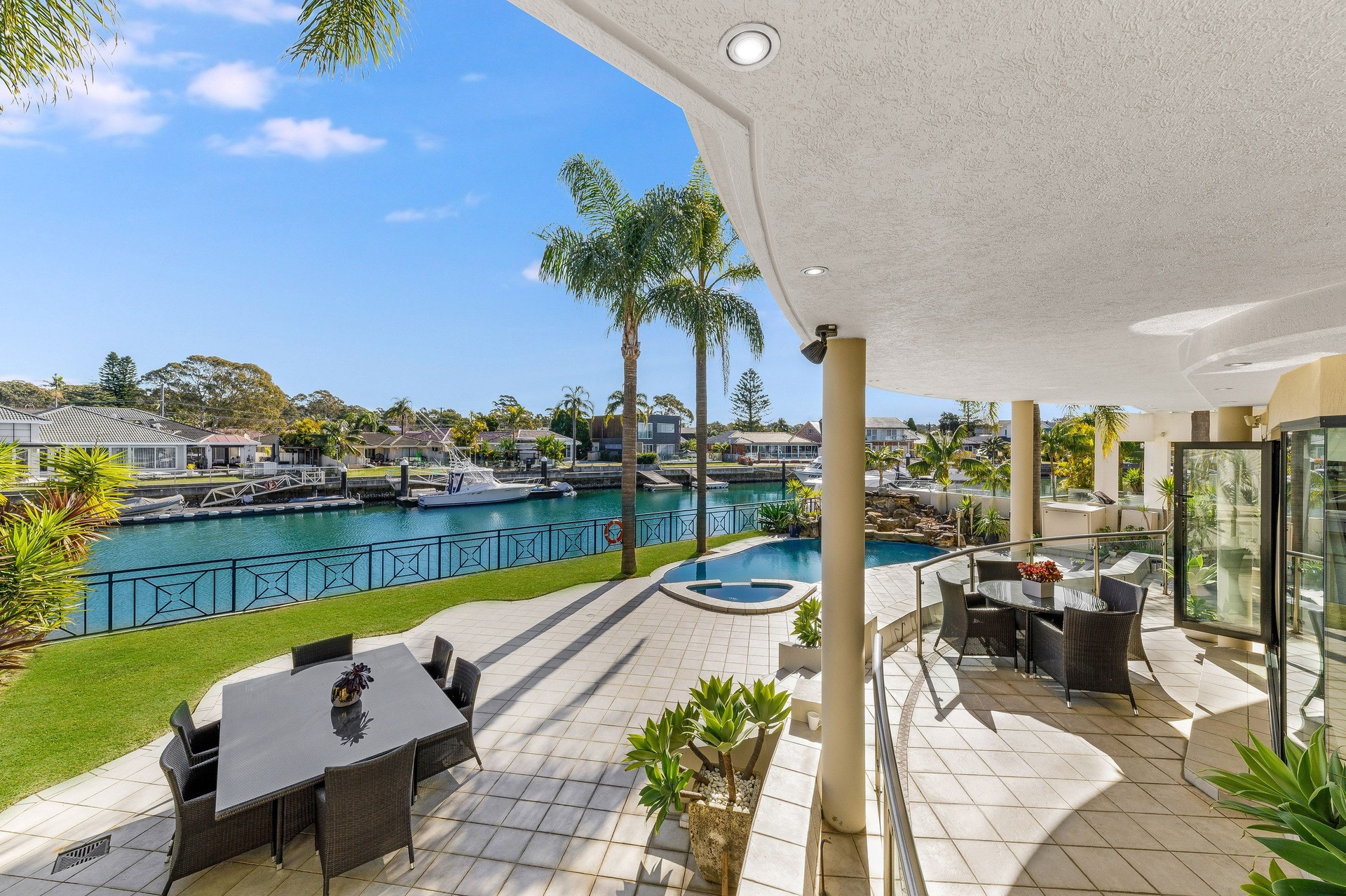 33 James Cook Island, Sylvania Waters Sold by Gavan Property - image 1