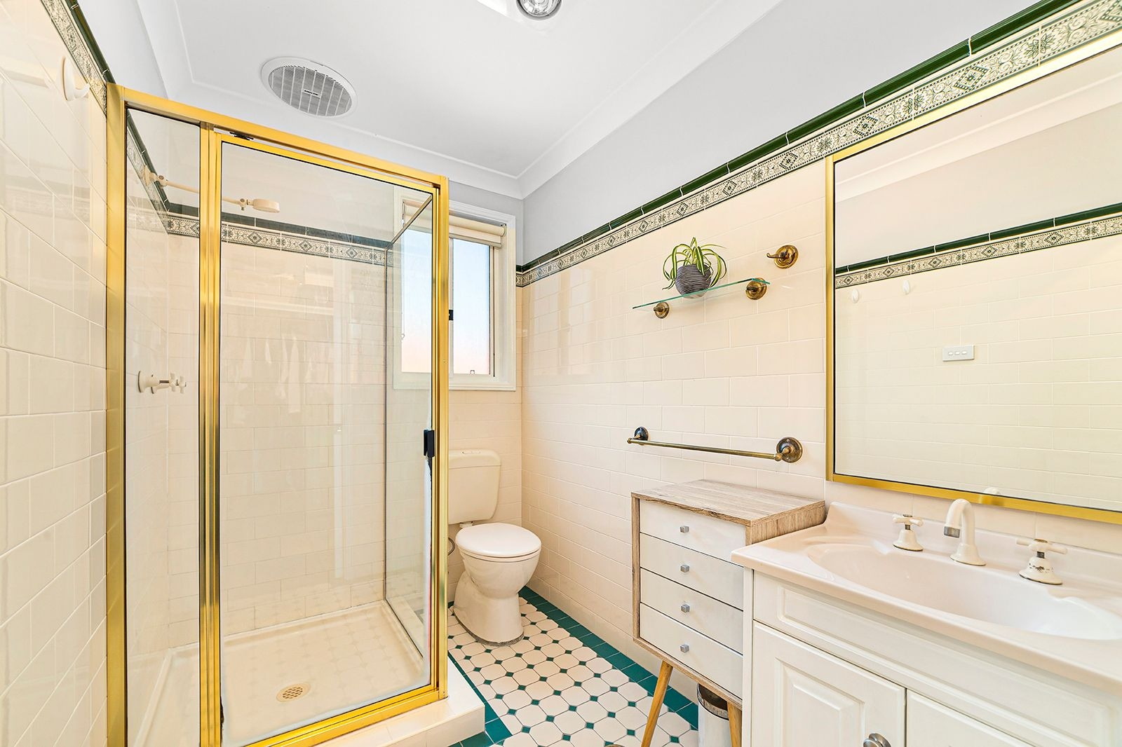 862B Forest Road, Peakhurst Sold by Gavan Property - image 1