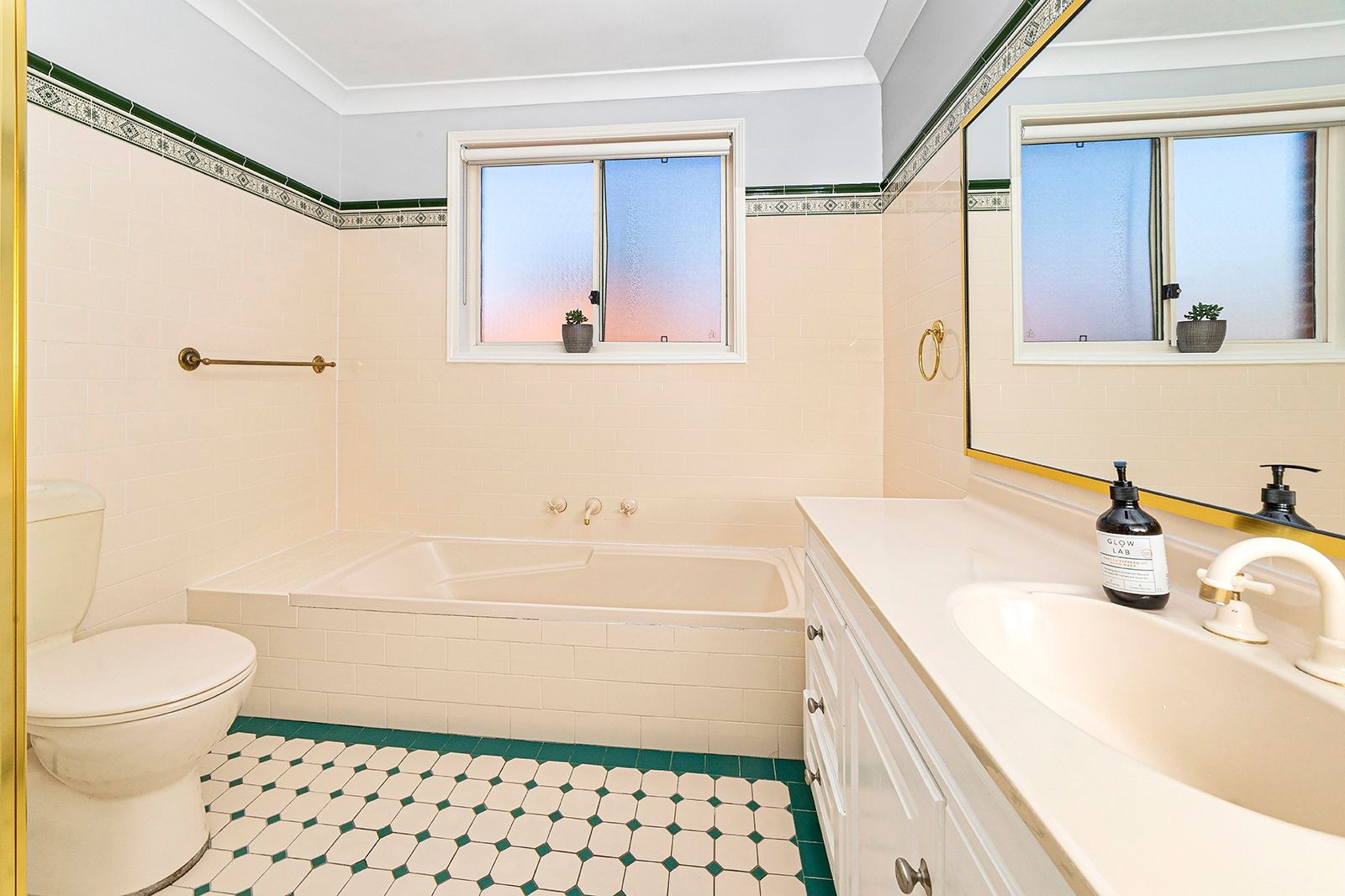 862B Forest Road, Peakhurst Sold by Gavan Property - image 1