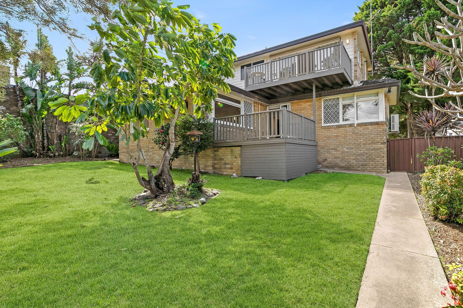 1A The Appian Way, South Hurstville Sold by Gavan Property - image 1