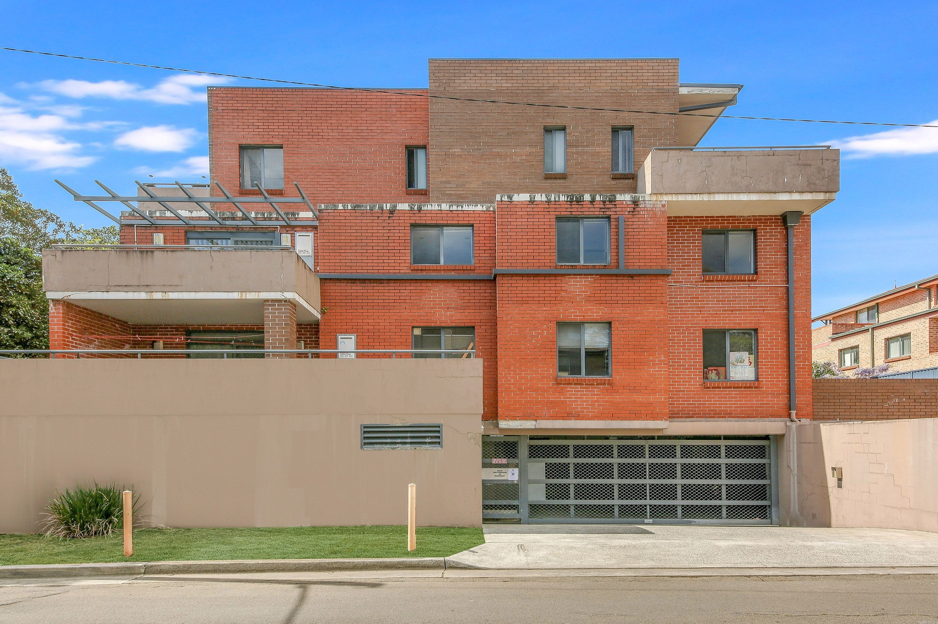 6/485-487 Forest Road, Penshurst Sold by Gavan Property - image 1