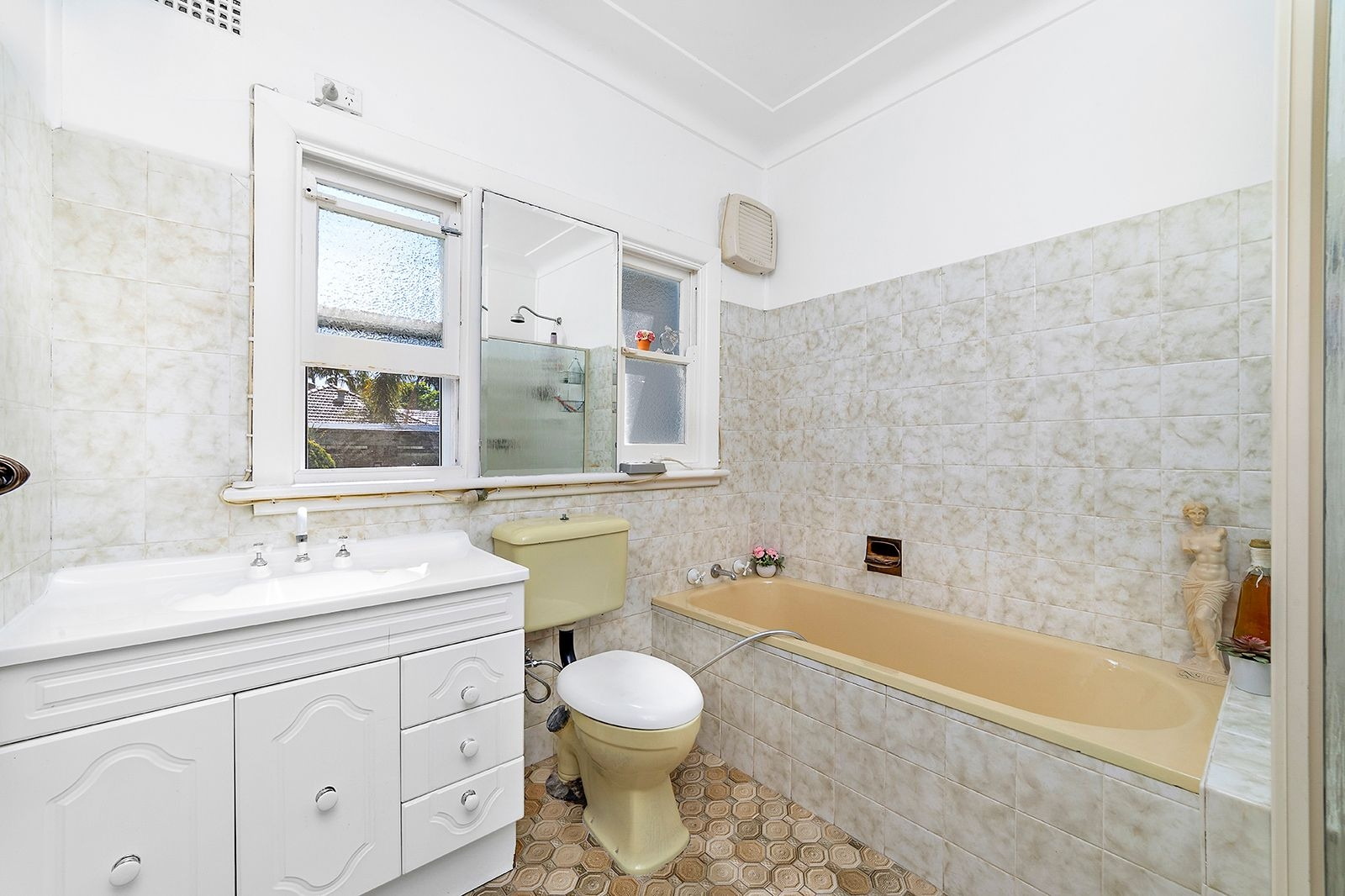 46 Samuel Street, Peakhurst Sold by Gavan Property - image 1
